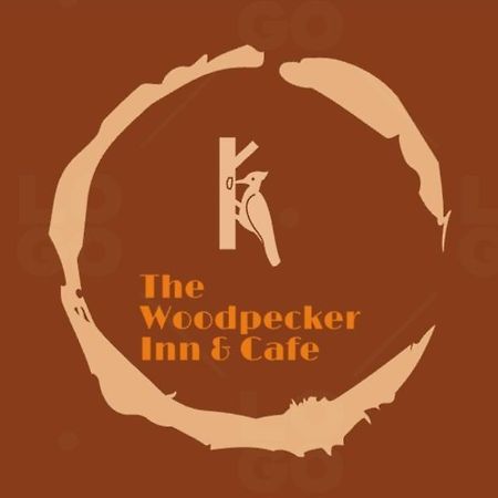The Woodpecker Inn & Cafe, Jibhi 外观 照片